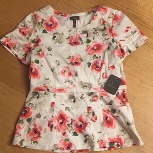 Jaanuu Women’s Scrub Top